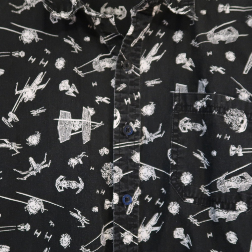 Star Wars: Space Ship Button-Up - Size Medium - Picture 6 of 7